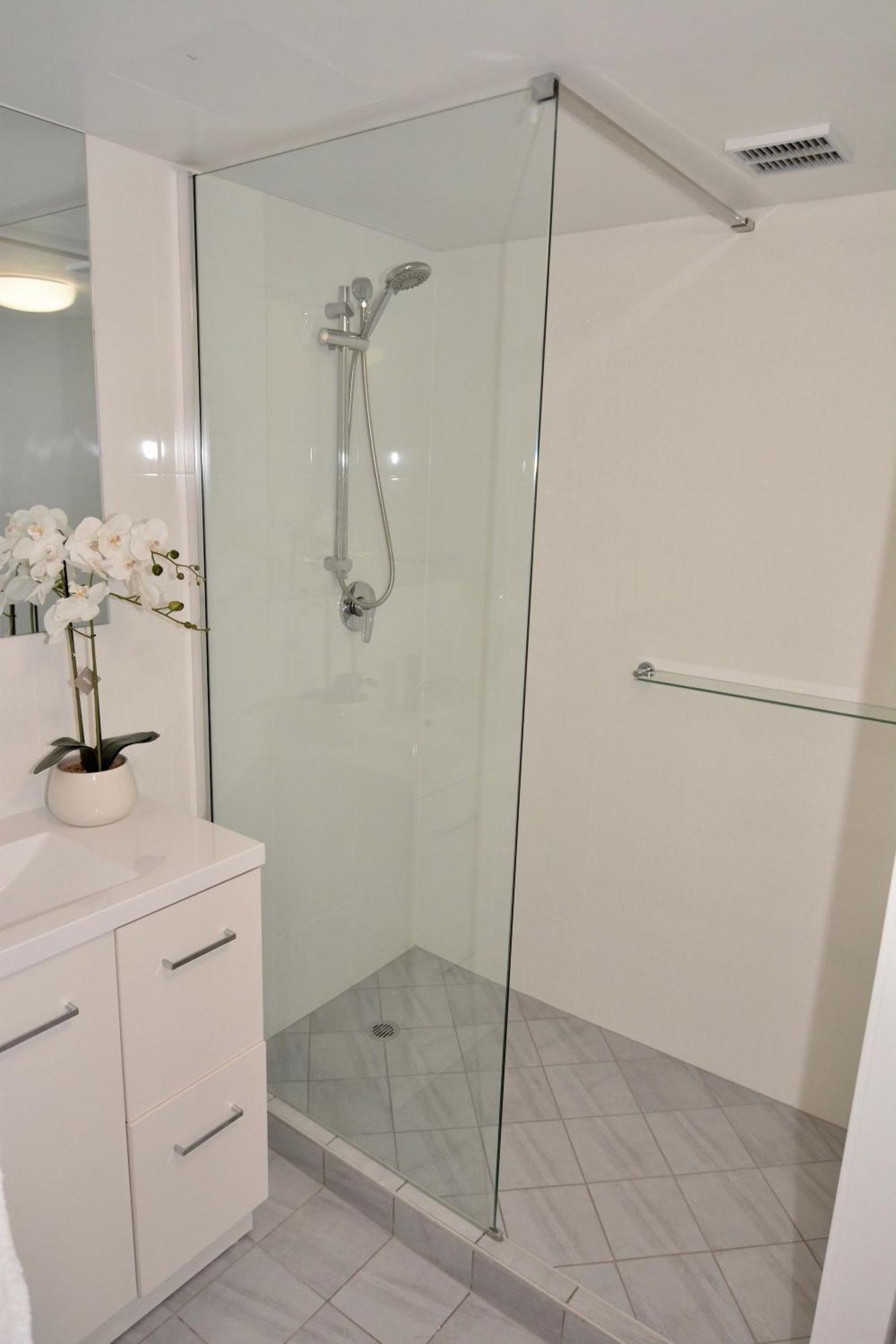 Stadium One Bedroom Luxe